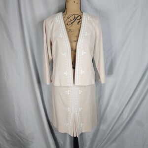 KASPER Sportswear Size 8 Beige 2pc Skirt Suit Embroidered Linen Blend Open Front